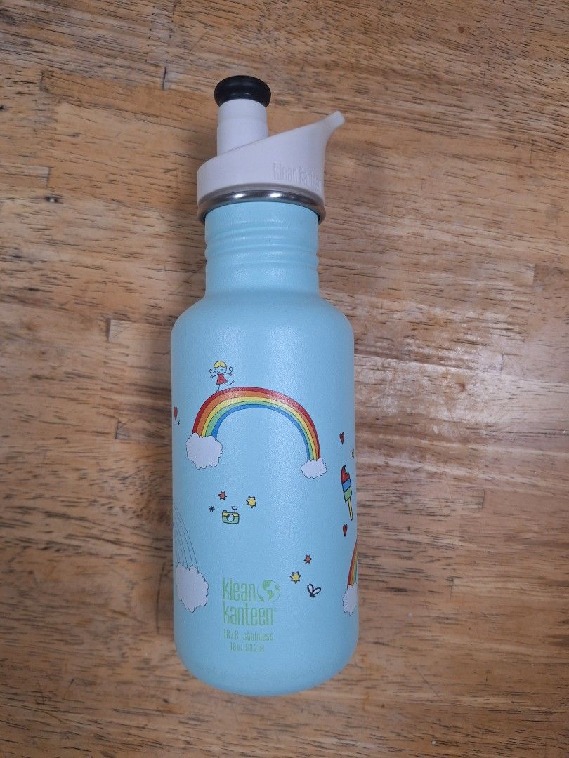 Klean kanteen water bottle (Category: Water Bottles & Tumblers) located in Manila. Submitted by decluttering.princess (Listing ID 1433582344, Image 1). Description: original used see photos for actual loc- sta mesa manila.