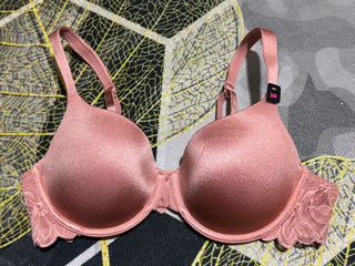 (Category: ) located in . Submitted by projectninetysix_store (Listing ID 1433736960, Image 1). Description: .