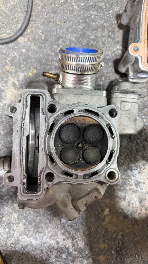Lc135 spec engine (Category: Motorcycle Accessories) located in Singapore. Submitted by quickdeal_7 (Listing ID 1433767607, Image 2). Description: Pm for more info Used for only 3 weeks All still good condition Comes with carburator also Negotiable .