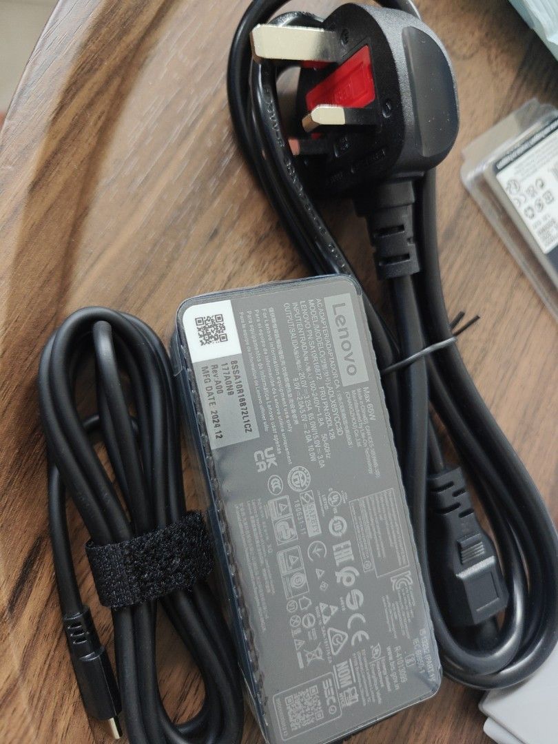 Lenovo USB-C Laptop Charger439436173064294401