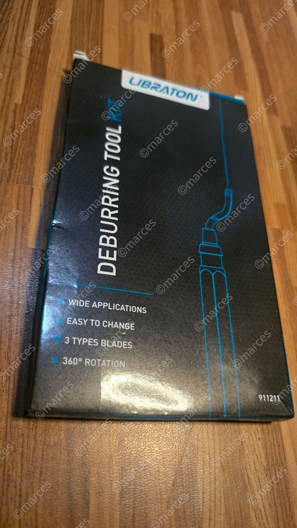 LIBRATON Deburring Tool Kit (Category: Construction Tools & Equipment) located in Caloocan City. Submitted by marces (Listing ID 1433640524, Image 1). Description: - LIBRATON Deburring Tool Kit for easy deburring. - Includes handle and 11 blades. - Suitable for straight edges, curved edges, and holes. - Features blades for steel, aluminum, plastic, and stainless steel. - Blades offer 360° rotation. - Easy blade changes..