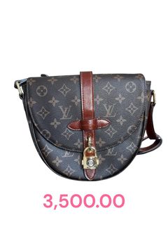 (Category: ) located in . Submitted by lotlotonlineshop (Listing ID 1433688645, Image 1). Description: .
