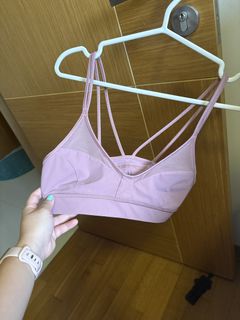 (Category: ) located in . Submitted by ofprettylittlethings (Listing ID 1433596810, Image 1). Description: .