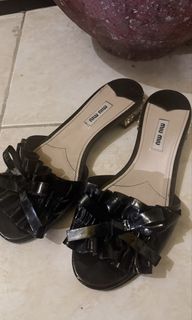 (Category: ) located in . Submitted by lykala (Listing ID 1433687826, Image 1). Description: .