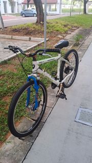 (Category: ) located in . Submitted by ngengseng88 (Listing ID 1433663610, Image 1). Description: .