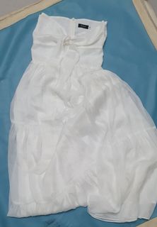 (Category: ) located in . Submitted by fashion.2026 (Listing ID 1433735123, Image 1). Description: .