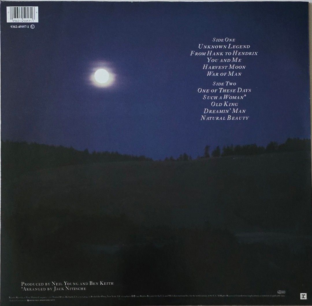 Neil Young - Harvest Moon Vinyl Record, Hobbies & Lifestyle, Music ...