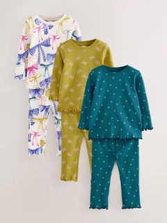 (Category: ) located in . Submitted by closet_byb (Listing ID 1433725172, Image 1). Description: .