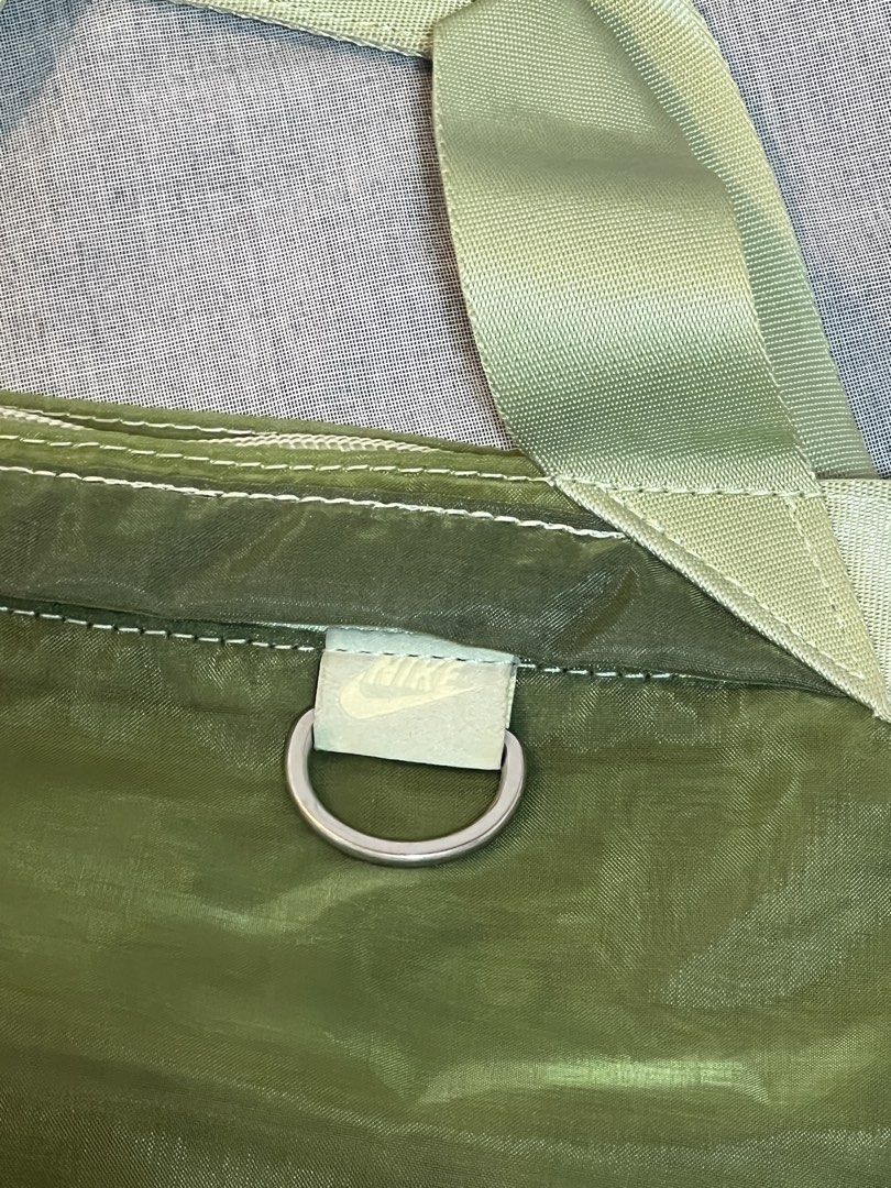 Nike Futura Luxe (Category: Cross-body Bags) located in Quezon City. Submitted by namasteing (Listing ID 1433643674, Image 3). Description: 💌 nike futura luxe (no pouch included when purchased at nike) 💌 super spacious and chic! 💌 used twice lang and forgot about it na 💌 retails for 3k. last price posted. .