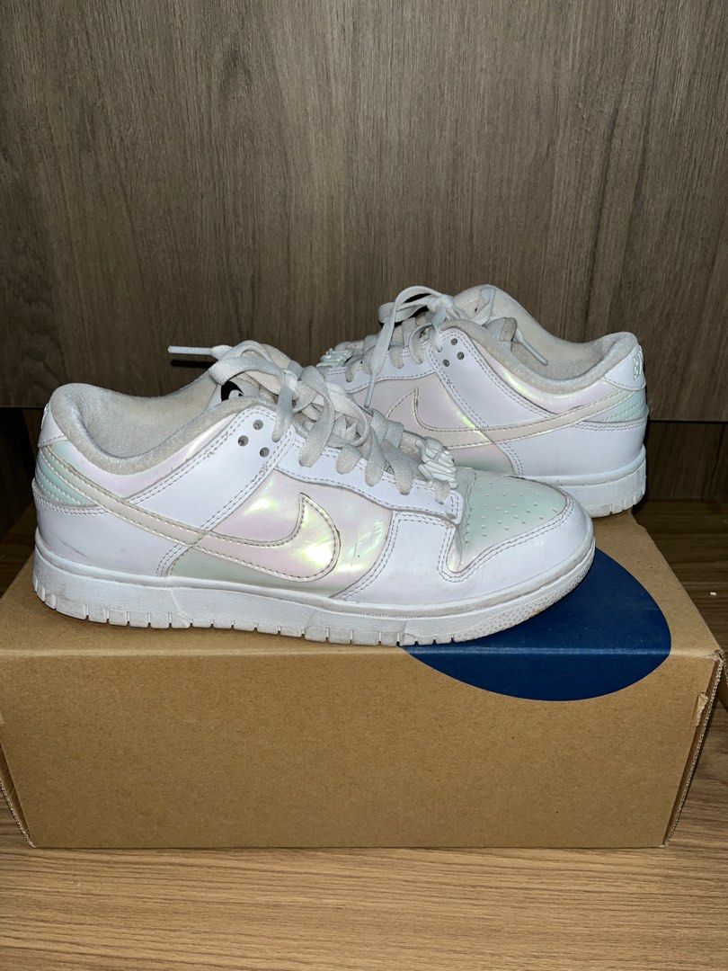 Nike Womens Dunk Low Just Do It White Iridescent US size 7 (Category: Sneakers) located in Makati City. Submitted by jcalacday (Listing ID 1433704427, Image 2). Description: .
