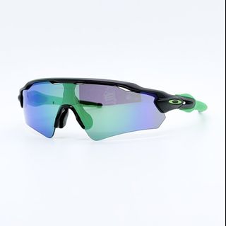 (Category: ) located in . Submitted by gearoutfitters (Listing ID 1433659659, Image 1). Description: .