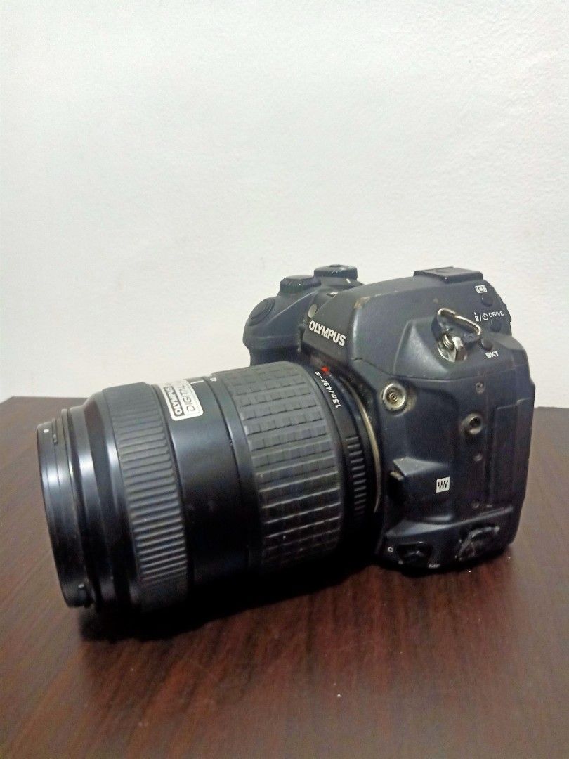 Olympus E-1 Digital Camera with Zuiko Lens (Category: Cameras) located in Las Pinas. Submitted by the_recycle_shop (Listing ID 1433728970, Image 3). Description: Not tested selling as is not working Buy at your own risk Camera with battery and lens No other accessories .