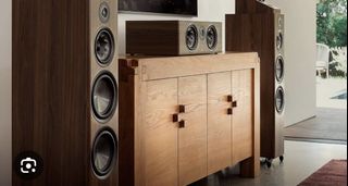 (Category: ) located in . Submitted by sonicsoundaudio (Listing ID 1433603134, Image 1). Description: .
