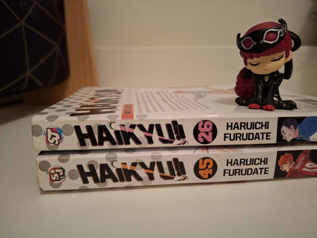 preloved haikyuu manga! (read desc) (Category: Comics & Manga) located in Pasig City. Submitted by mi0ka (Listing ID 1433744565, Image 1). Description: lightly used haikyuu manga! CONDITION - both volumes have yellowed pages - vol 45 in mint condition - vol 26 has damage to the backside (slide 6), and slight damage to cover PRICES - volume 26: P300 - volume 45: P480 - TAKE ALL: P800 (negotiable) MOP & MOD: gcash + lalamove 📍Pasig, FREE SHIPPING 