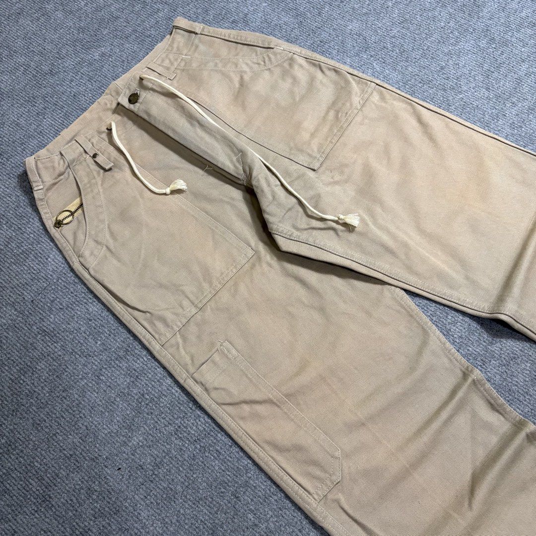 RARE VINTAGE ARCHIVE Y’S FOR MEN YOHJI YAMAMOTO STREETWEAR PANTS MADE IN JAPAN Size 28 Small (Category: Jeans) located in Manila. Submitted by japan.collections (Listing ID 1433750343, Image 3). Description: RARE VINTAGE ARCHIVE Y’S FOR MEN YOHJI YAMAMOTO STREETWEAR PANTS MADE IN JAPAN Size 28 Small Lenght 41.5 Leg Open 7 ISSUE FADE SIGN OF USAGE‼️ IN GOOD CONDITION💯.