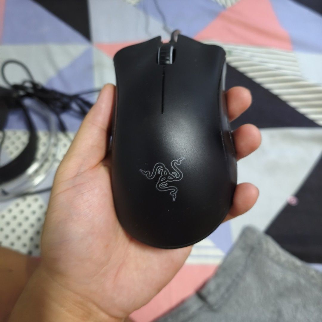 Razer Mouse, Onikuma Headset, Mechanical Keyboard (Category: Computer Keyboard) located in Paranaque City. Submitted by bella0712 (Listing ID 1433646131, Image 2). Description: For Sale Computer Accessories All in good condition (no issue) Razer Deathadder Mouse Onikuma Headset Aula Mechanical Keyboard 1,500 for take all Loc: pasay.