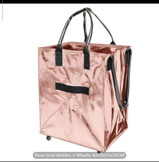 (Category: ) located in . Submitted by thrifty.threadss (Listing ID 1433629719, Image 1). Description: .