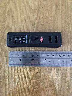 （分類：）位於 。 由 chancc2017 提交（商品編號 1433629340，圖片 1）。簡介： 。