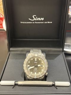 （分類：）位於 。 由 watch_nerd 提交（商品編號 1433728239，圖片 1）。簡介： 。