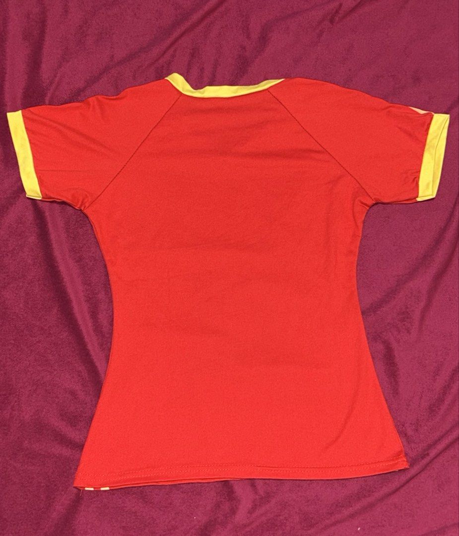 Slim Fit Top (Category: Shirts) located in Polangui. Submitted by declutterw_kat (Listing ID 1433694529, Image 3). Description: - barely used - size: xs - color: bright red rfs: decluttering Payment first policy MOP: GCASH.
