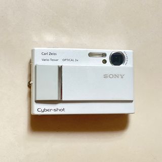 (Category: ) located in . Submitted by e.gadgeteer (Listing ID 1433685961, Image 1). Description: .