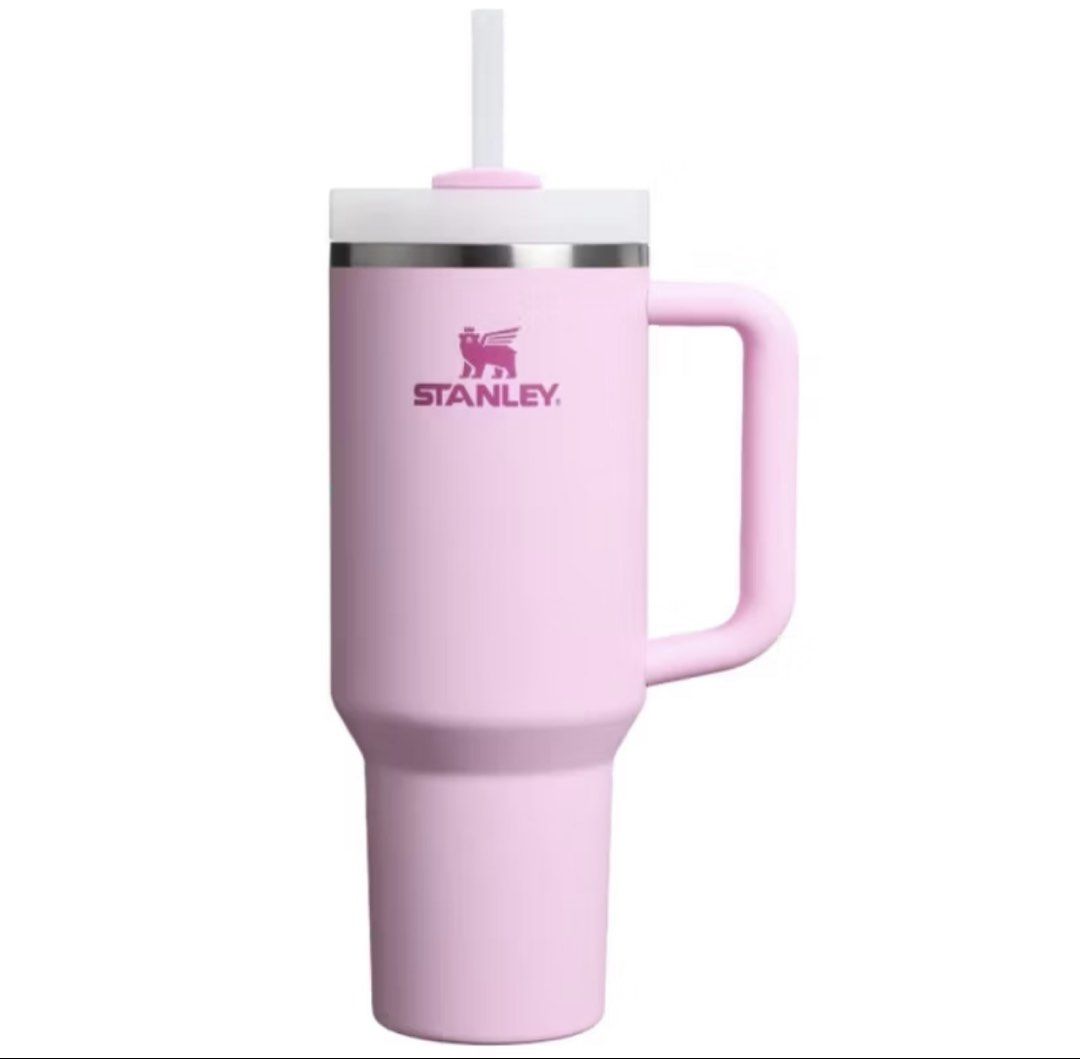 Stanley tumbler (Category: Water Bottles & Tumblers) located in Singapore. Submitted by frostyberry (Listing ID 1433726890, Image 1). Description: .