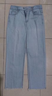(Kategori: ) berada di . Dikirim oleh alinavyer (ID iklan 1433682380, Gambar 1). Deskripsi: .