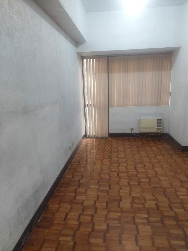Studio unit in Prince Plaza 2 Makati (Category: Apartments & Condos) located in Manila. Submitted by nebgene (Listing ID 1433622560, Image 2). Description: Studio Unfurnished unit in The Prince Plaza 2 unit on the 10th floor walking distance to Greenbelt 5 and Ayala Avenue For Long-term lease ONLY Rate includes the dues No Parking Not for AirBNB Can furnish but with rate adjustment Direct lease only.