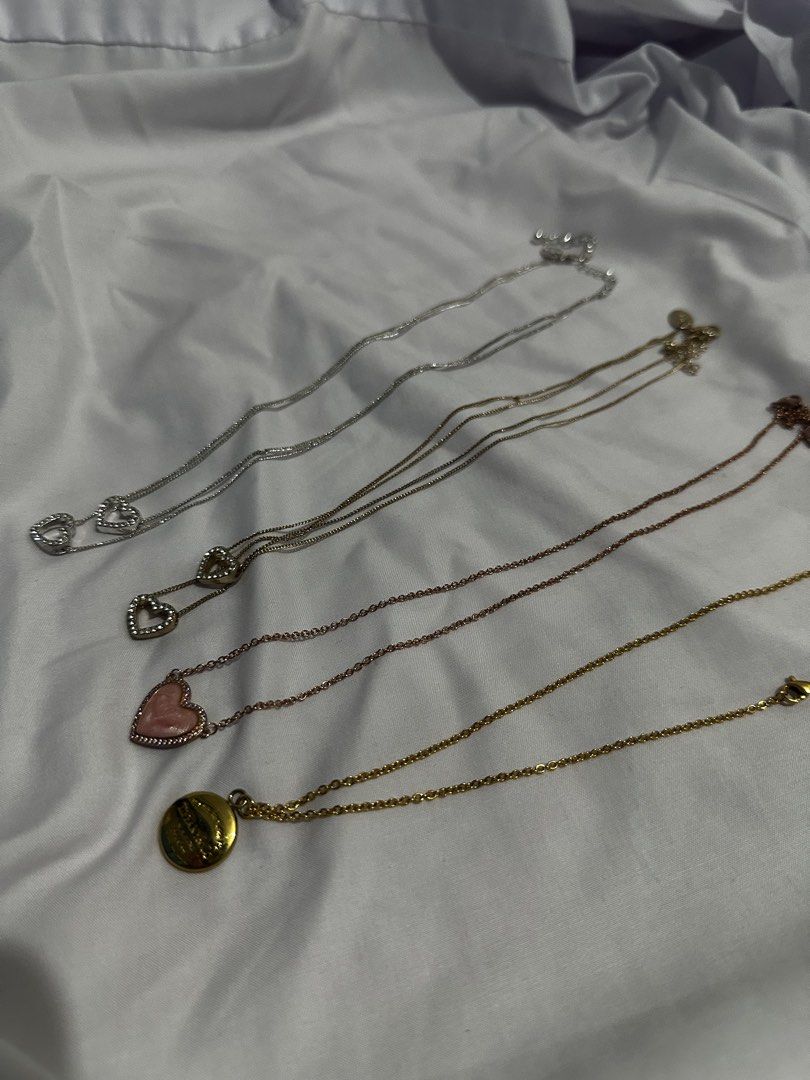 Take all for 150 only!!! (Category: Necklaces) located in Pasay City. Submitted by j9declutter (Listing ID 1433719453, Image 1). Description: Decluttering! Selling low!!! Pick-up via grab/move it/joyride/angkas/lalamove. Meet-up location: Lrt Edsa station NO COD! If in doubt, wag bumili 😁 You can pay thru BPi & Gcash only. Happy shopping! ❤️❤️❤️ .