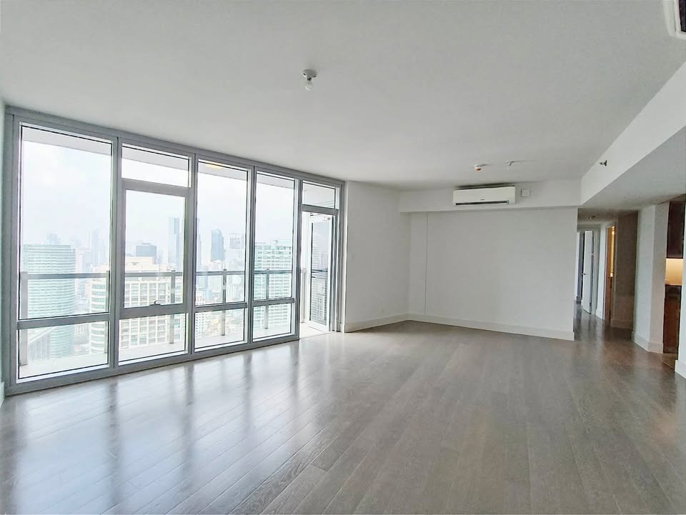 (Category: ) located in . Submitted by camillesiscar.realestate (Listing ID 1433681276, Image 1). Description: .