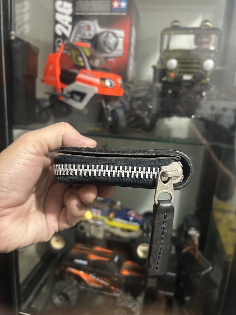 Tough jeans Leather Zip Around Wallet (Category: Wallets & Card Holders) located in Lubao. Submitted by 23dang (Listing ID 1433700505, Image 3). Description: - Black leather zip-around wallet - Brand: Tough - Main compartment - Small inner pocket - Leather zipper pull - Classic design .