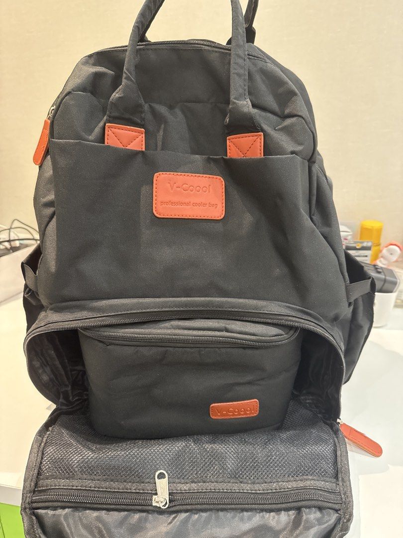 V-Coool Professional Cooler Bag Backpack (Category: Diaper Bags & Wetbags) located in Manila. Submitted by stoic_shopaholic (Listing ID 1433732742, Image 2). Description: 🍼 For my fellow pumping mommies! Perfect work pump bag if you have a Spectra! 🍼 ✨ Free door to door delivery within Metro Manila once full payment is received. Price inclusive of shipping fee already ✨ - V-Coool diaper bag backpack - Built-in cooler bag - Multiple compartments