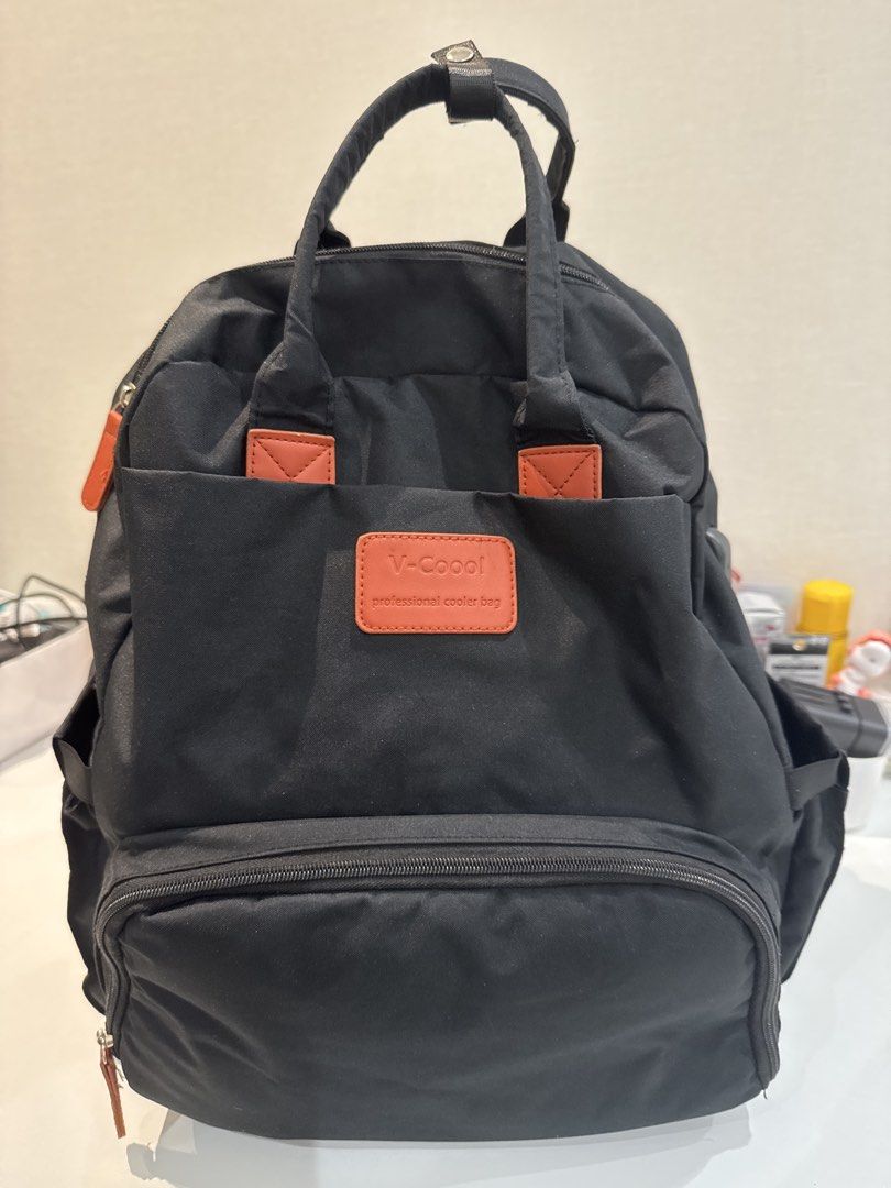 V-Coool Professional Cooler Bag Backpack (Category: Diaper Bags & Wetbags) located in Manila. Submitted by stoic_shopaholic (Listing ID 1433732742, Image 1). Description: 🍼 For my fellow pumping mommies! Perfect work pump bag if you have a Spectra! 🍼 ✨ Free door to door delivery within Metro Manila once full payment is received. Price inclusive of shipping fee already ✨ - V-Coool diaper bag backpack - Built-in cooler bag - Multiple compartments