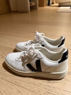 （分類：）位於 。 由 1itt1emama 提交（商品編號 1433738882，圖片 1）。簡介： 。