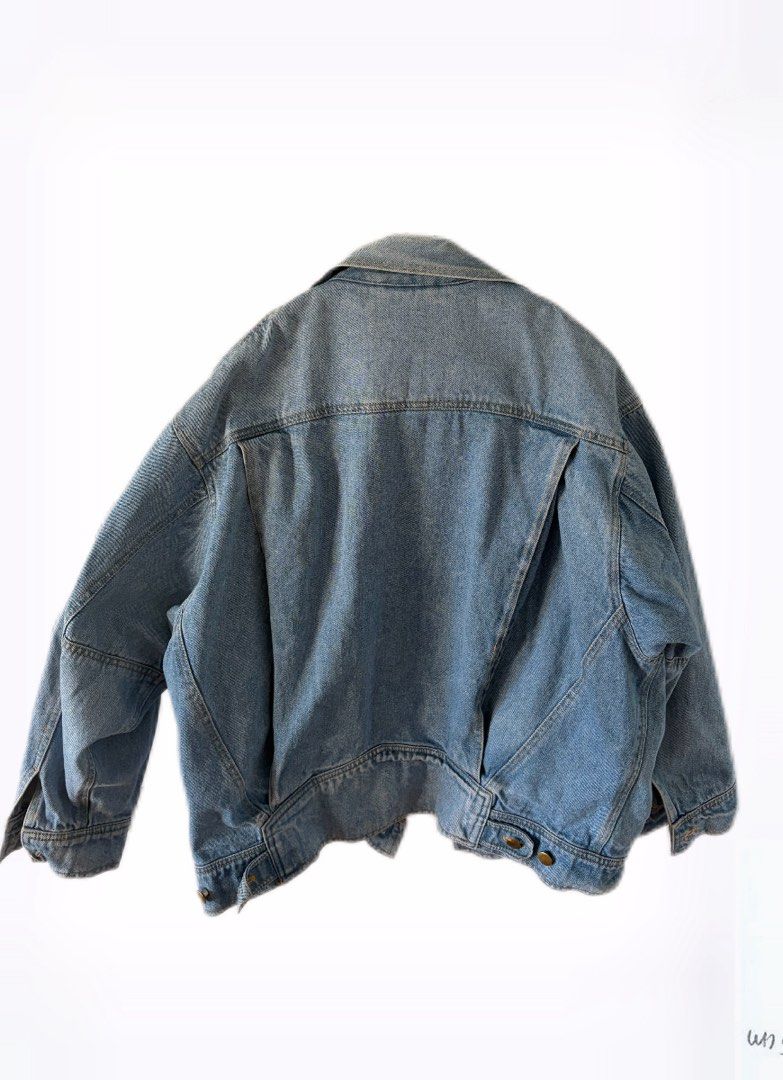 Vintage ELCO by UZZI Denim Jacket (Category: Coats, Jackets and Outerwear) located in Manila. Submitted by zealmoon-6dba (Listing ID 1433677518, Image 2). Description: .