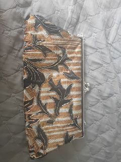 (Category: ) located in . Submitted by ccwell (Listing ID 1433628309, Image 1). Description: .