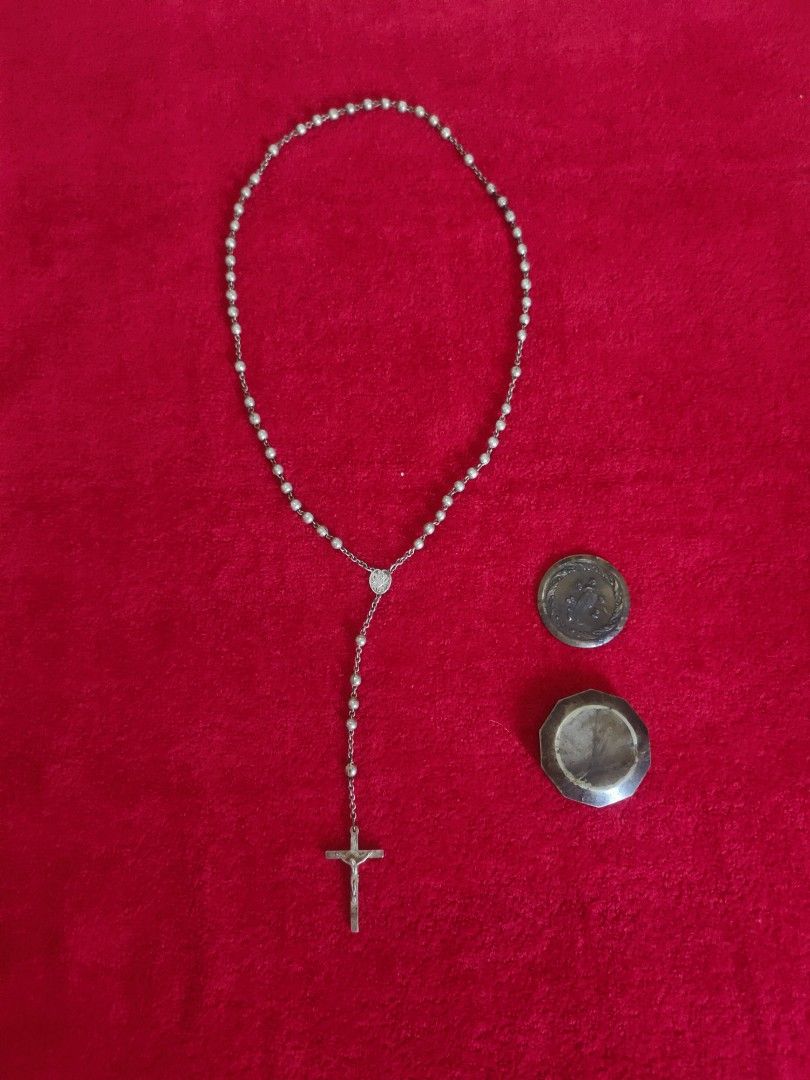 Vintage Rosary with Cross (Category: Religious Items) located in Imus. Submitted by jane369 (Listing ID 1433613544, Image 2). Description: - Vintage silver rosary - Features a detailed cross pendant - Small, round beads - Includes a small container - Ideal for personal use or collection -made in Italy (embossed in the cross) Marian Monogram the interwined letters A and M short for Ave Maria (Hail Mary) or Maria for the Virgin Mary It is very old,
