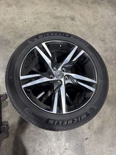 (Category: ) located in . Submitted by PremiumMotorworks (Listing ID 1433654937, Image 1). Description: .