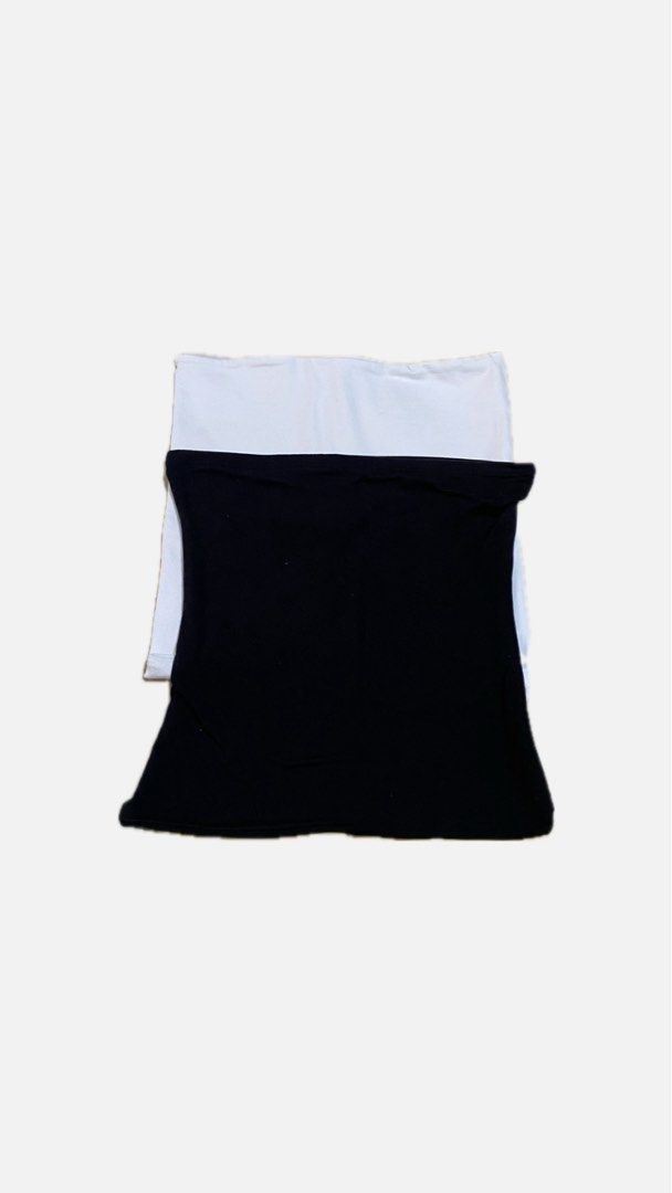 WHITE AND BLACK TUBE TOP SET (Category: Others Tops) located in Makati City. Submitted by elmdn (Listing ID 1433629453, Image 1). Description: - set includes two tube tops (B&W) - made of stretchy material - versatile for layering or wearing alone — both can fit small-medium size — selling as a SET for ₱180 but can be bought separately for ₱90 — good quality, not cheap — stricltly no joy reservers be a sure buyer ! — mop : gcash — mod : ggx or la