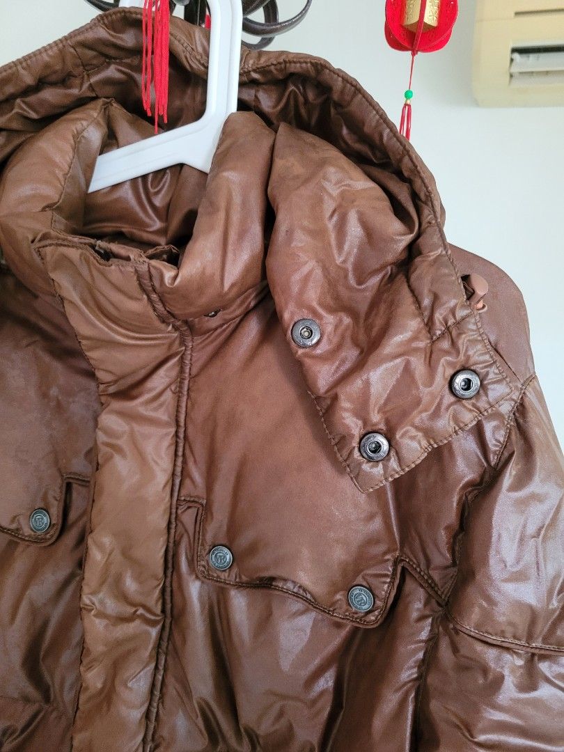 Winter jacket (Category: Coats, Jackets and Outerwear) located in Singapore. Submitted by daffodils7 (Listing ID 1433651218, Image 4). Description: Winter jacket. Length of sleeve 68 cm. length of jacket 70 cm. length of shoulder 49 cm..