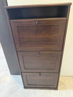 (Category: ) located in . Submitted by KleeK (Listing ID 1433621263, Image 1). Description: .