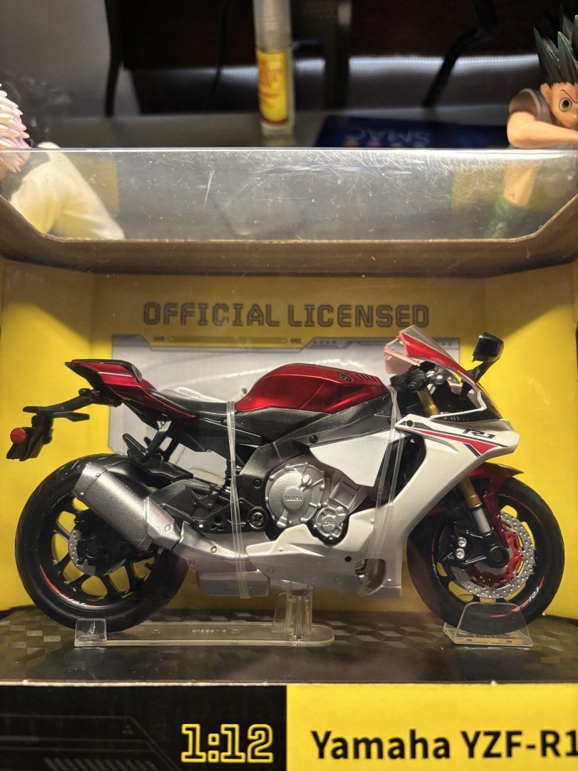 Yamaha YZF-R1 1:12 Scale Model (Category: Motorbikes for Sale) located in Manila. Submitted by namartiriv06966 (Listing ID 1433675417, Image 3). Description: Official licensed Yamaha YZF-R1 motorcycle model. It is a 1:12 scale model. The motorcycle has a red, white, and black color scheme. The model is displayed in its original packaging..