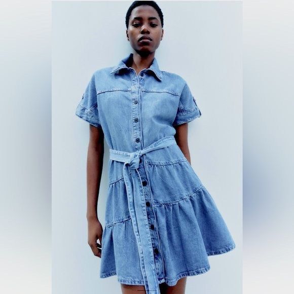 ZARA DENIM DRESS (Category: Dresses) located in Quezon City. Submitted by 09182021 (Listing ID 1433583072, Image 1). Description: Original zara Wala na tag kasi pinalaban ko na Pero NEVER ko pa naisuot Medium What you see is what you get No when worn .