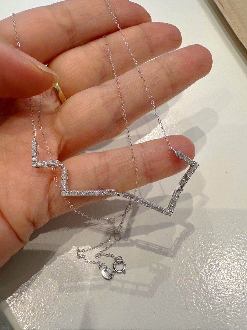 2 in 1 Cross Diamond Necklace (Category: Necklaces) located in San Juan City. Submitted by fabbagger62976 (Listing ID 1433897139, Image 2). Description: 2 in 1 cross diamond necklace -17" 1.8g 18k wg / natural dias - fixed price .