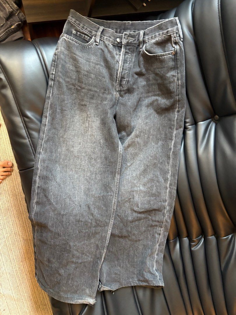 Acne Studios Black Jeans (Category: Jeans) located in Quezon City. Submitted by nmuy05 (Listing ID 1433854652, Image 1). Description: - Acne Studios black jeans - Size: 46 - Straight leg fit - Button fly closure - Raw hem - Two back pockets - Leather Acne Studios logo patch - Denim material.
