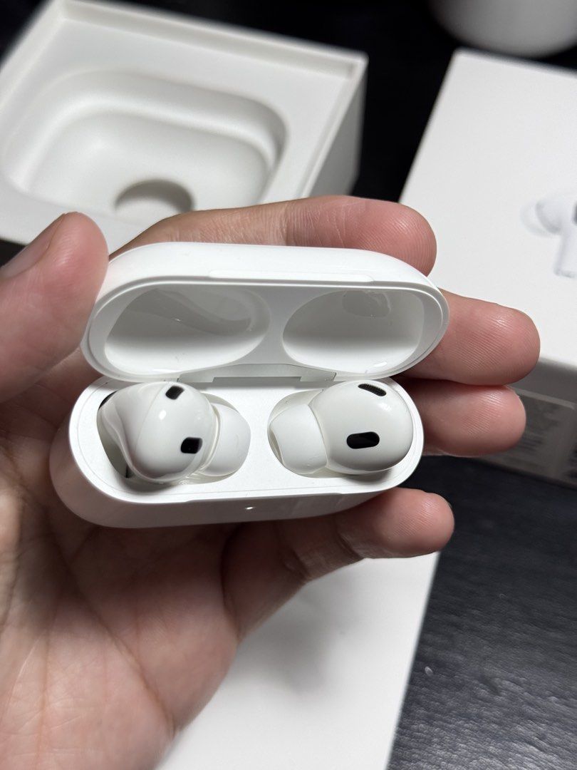 Airpods Pro 2 USB-C (Category: Earphones) located in Manila. Submitted by prelovedbyporttt (Listing ID 1433917132, Image 2). Description: Airpods Pro 2 USB-C Original (Good as new condition) 🔗PERSONAL WARRANTY: 1 MONTH (Valid as long as the item hasn’t been dropped or exposed to water) Inclusions: Box and Original Cord charger • 100% No hidden defects • 100% Battery health is in great condition • 100% Fully functional • 100% Original item (feel 
