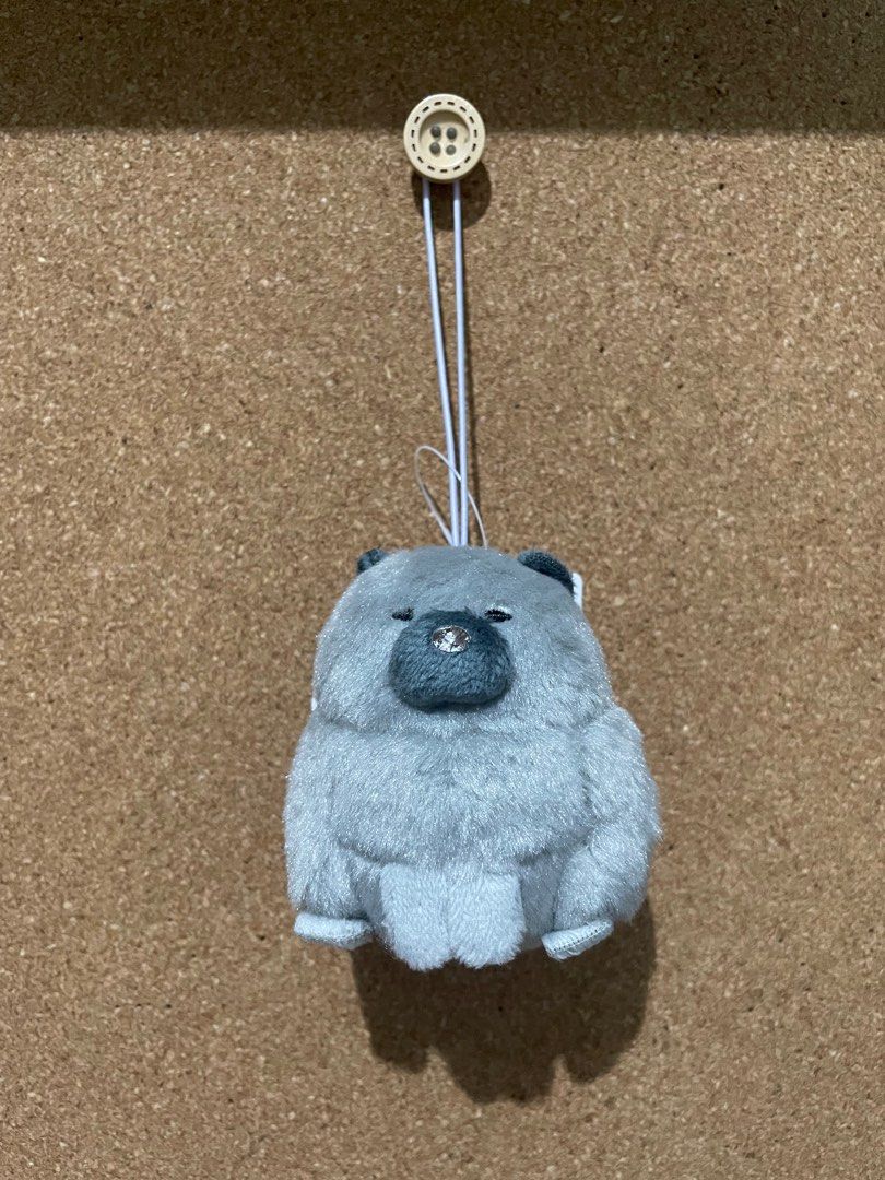 Amuse Dog Keychain (Gray) (Category: Toys & Games) located in Paranaque City. Submitted by lola_s_closet (Listing ID 1433963849, Image 1). Description: .