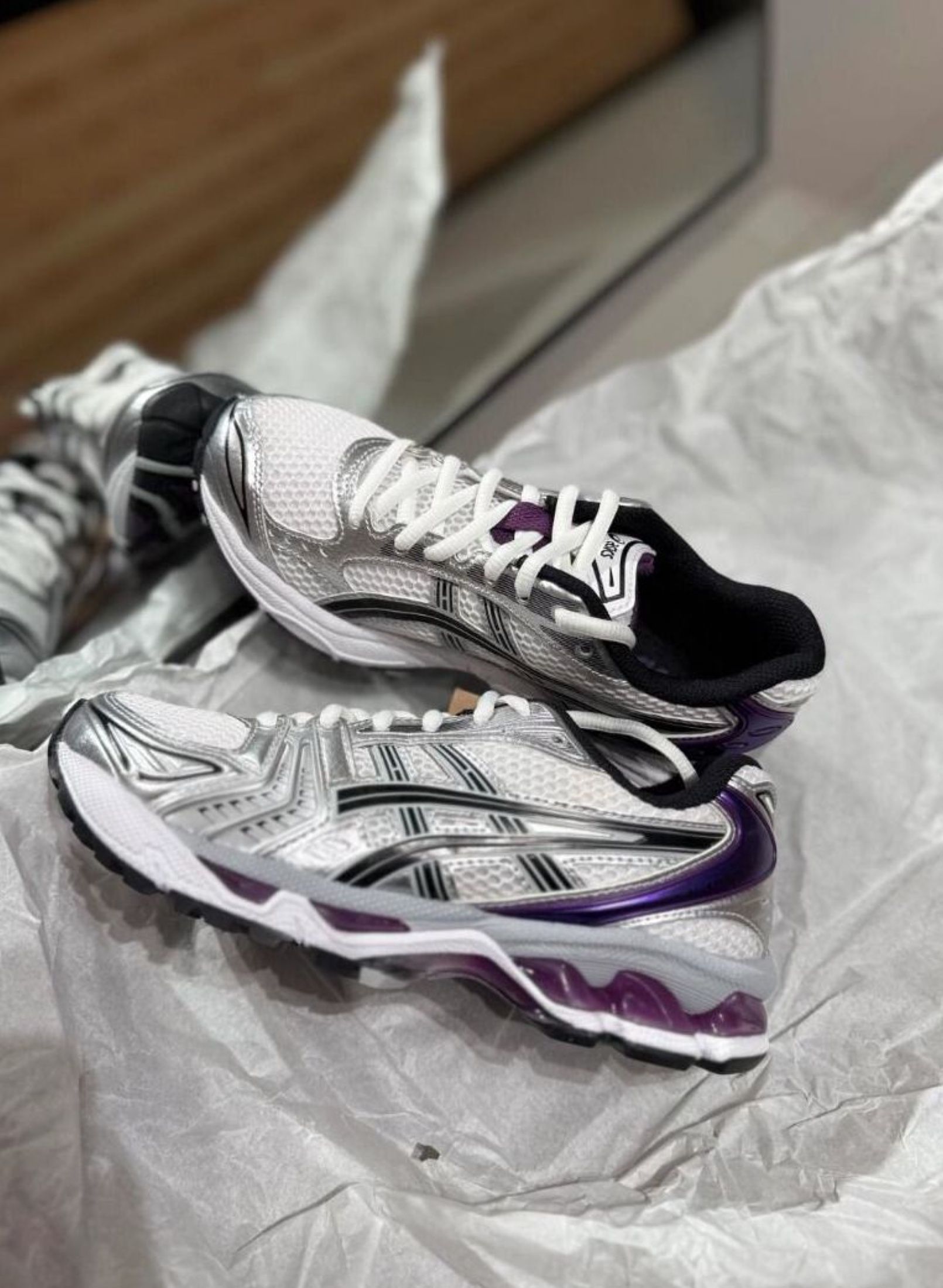 Asics Gel-Kayano 14 White Purple (Category: Sneakers) located in Singapore. Submitted by zasilverwolf (Listing ID 1433929923, Image 2). Description: ✅ Asics · Brand New ✅ Asics Gel-Kayano 14 White Purple ✅ Free shipping ✅ Cash on delivery ✅ 3-day photo confirmation Specializing in quality footwear 🏃.