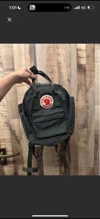 (Category: ) located in . Submitted by shopspacewardrobe (Listing ID 1433875886, Image 1). Description: .