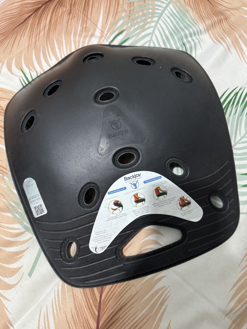 Backjoy SitSmart Posture Core (Category: Braces, Support & Protection) located in Makati City. Submitted by thetidyfind (Listing ID 1433933851, Image 2). Description: .
